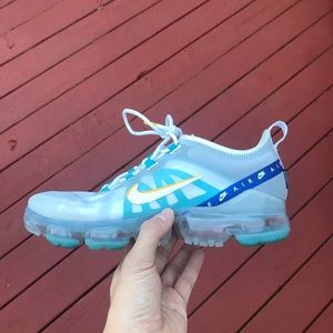 Vapormax 2019 University